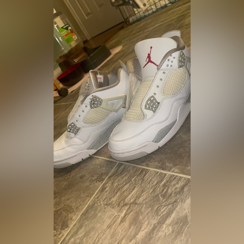 Jordan Oreo white retro 4’s